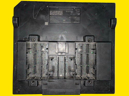 Modulo Bcm Body Control Vw Jetta Mk7 Orig. 25-26 5q0937085cm