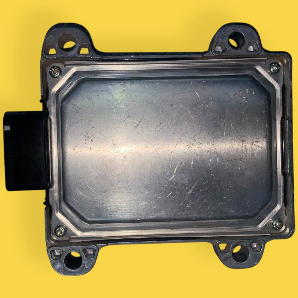 Computadora Tcm Nissan Versa Usado Original 11-17 310363al9d