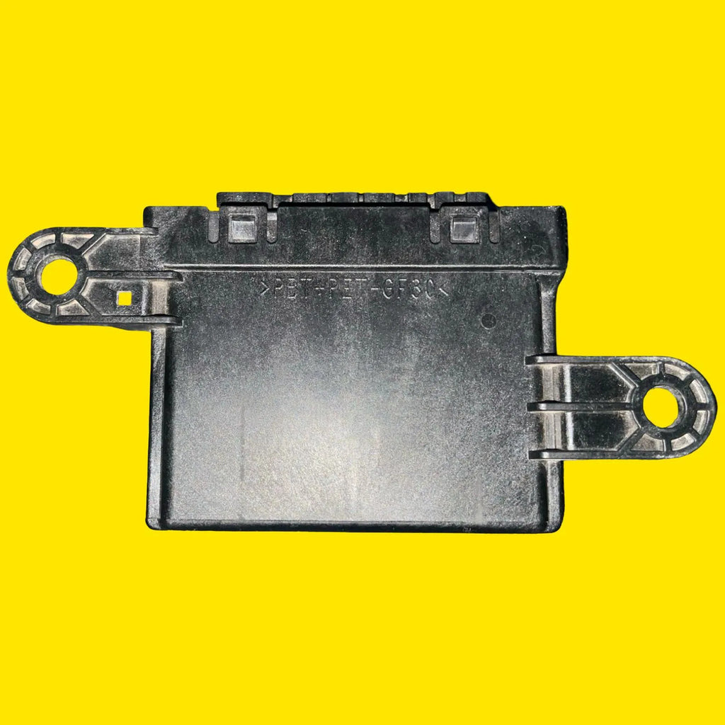 Modulo Control Estacionamiento Suburban/silverado Orig 17-20 Negro