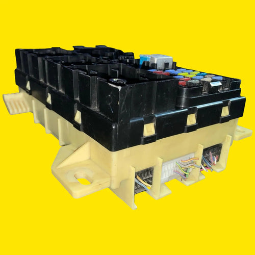 Caja Fusibles Bcm Taurus/sable Usado Orig. 05-07 5f1t15604db