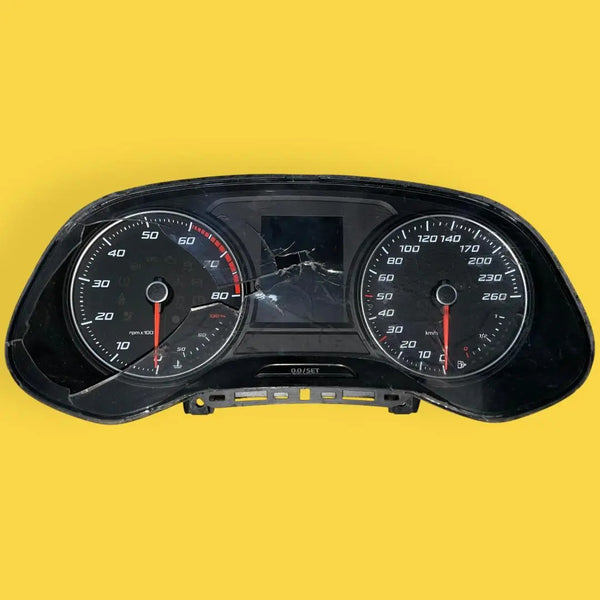 Clúster Velocímetro Seat Leon Fr Usado Original 12-22 Negro
