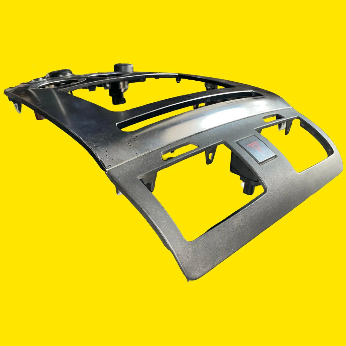 Bisel Caratula Estéreo Central Hummer H3 Usado Orig. 06-10 Negro
