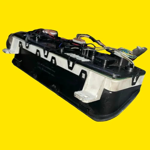 Clúster Velocímetro Nissan Urvan Usado Original 04-12 Gcfjngf