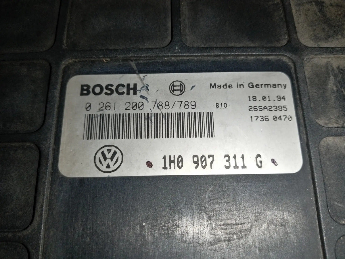 Computadora Motor Vw Jetta, Golf A3 1.8 Usado Original 93-95