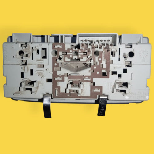 Luz Cortesia Interior Terrain/equinox 2.4 Usado Orig. 10-17