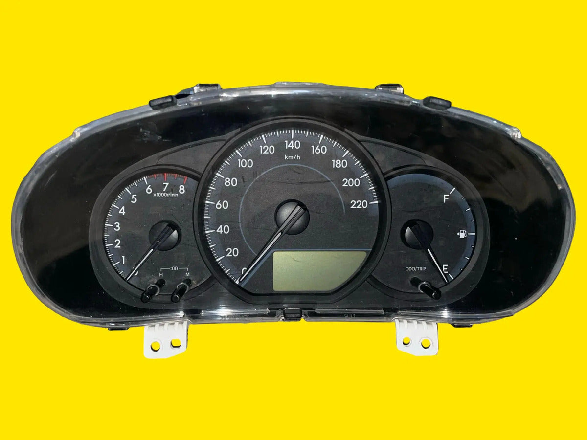 Clúster Velocímetro Toyota Yaris Usado Original 17-23 Negro