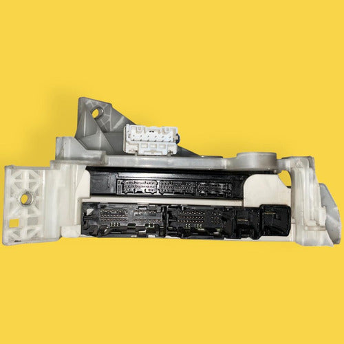 Modulo Caja Fusibles Toyota Rav4 Hybrid 19-22 8273042890a