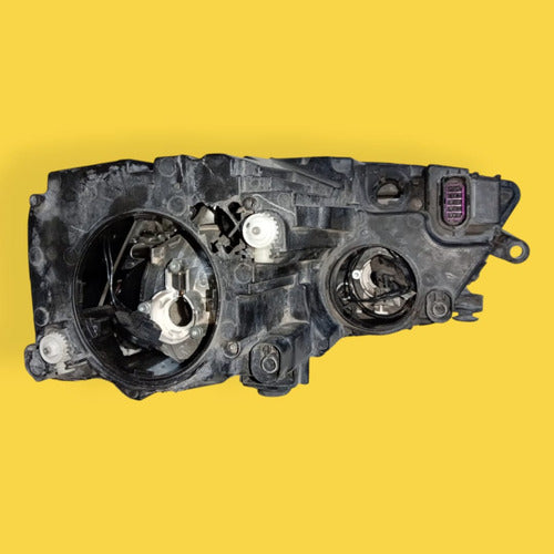 Faro Derecho Para Vw Jetta Mk6 Usado Original C/detalle Mica Derecho