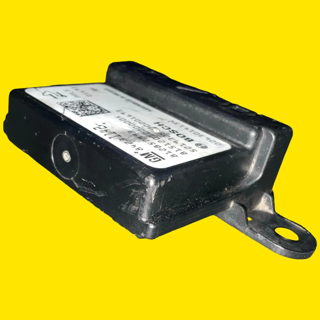 Modulo Control Estacionamiento Suburban/silverado Orig 17-20 Negro