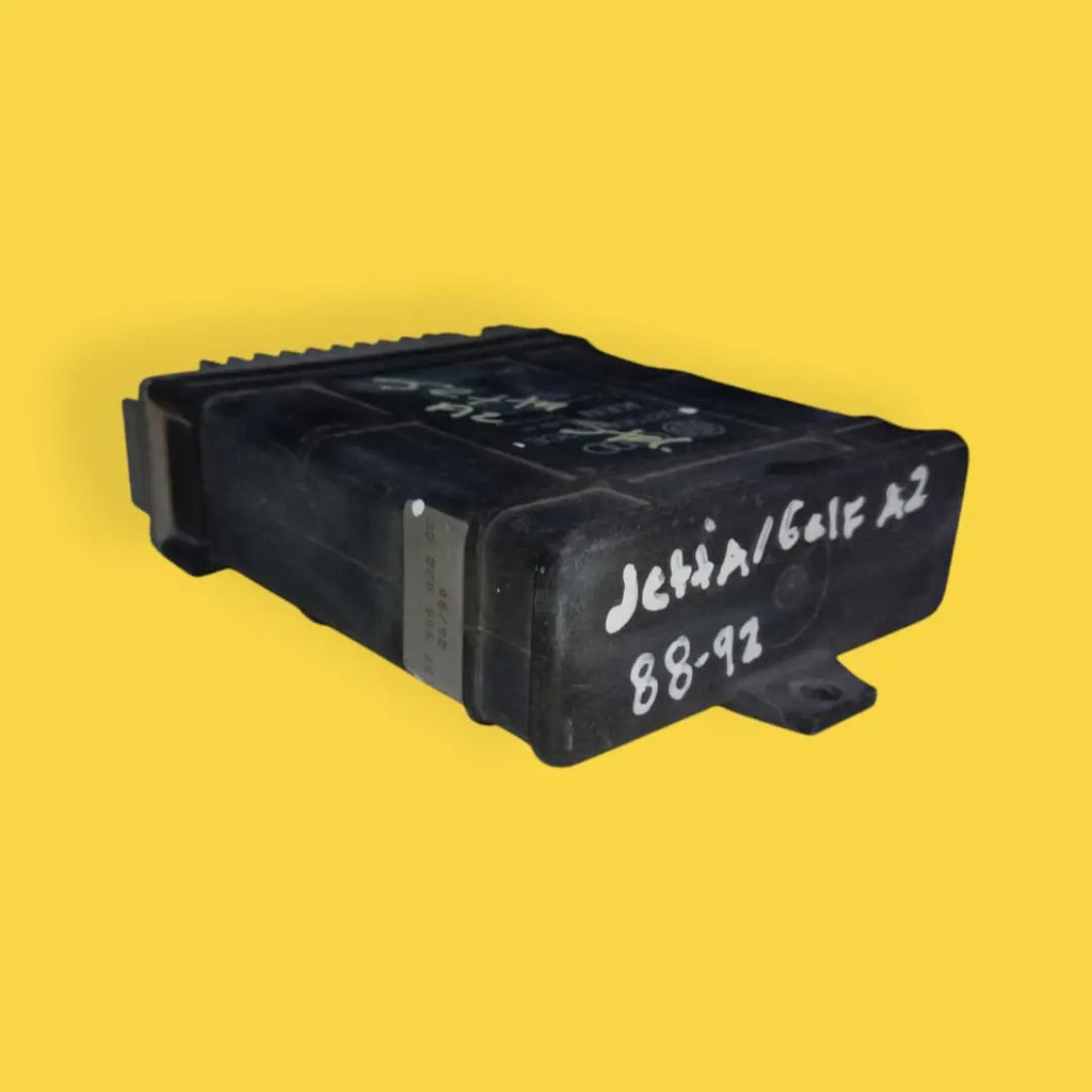 Computadora Motor Jetta/golf/cabriolet 1.8 Usado Orig. 88-92