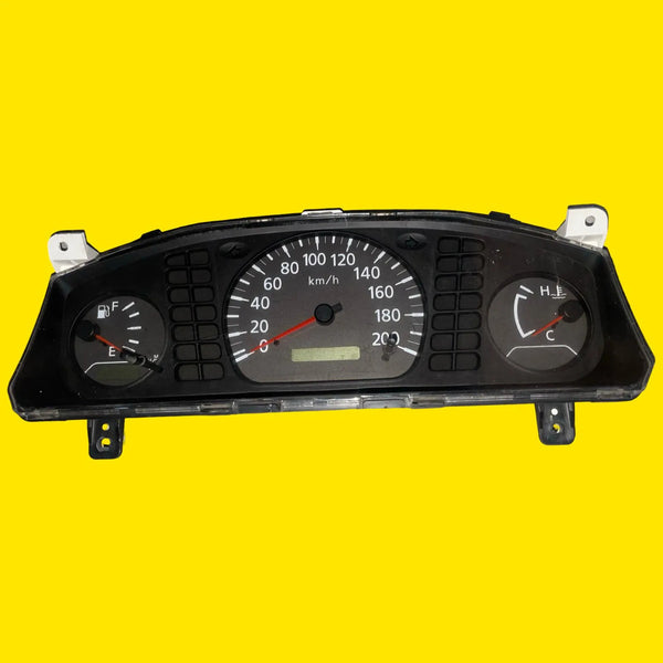 Clúster Velocímetro Nissan Np300/d22 Estaquitas Orig. 07-15 Negro