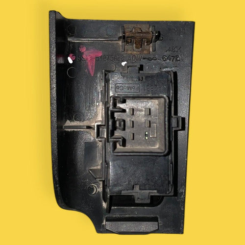 Botón Vidrio Trasero Derecho Ford Focus Usado Original 08-11