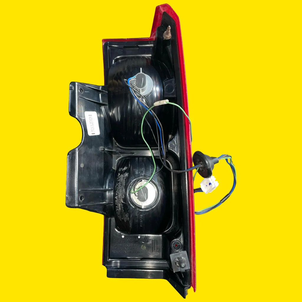 Calavera Trasera Izquierda Hummer H3 Usado Orig. 06-10 Izquierdo/conductor Rojo