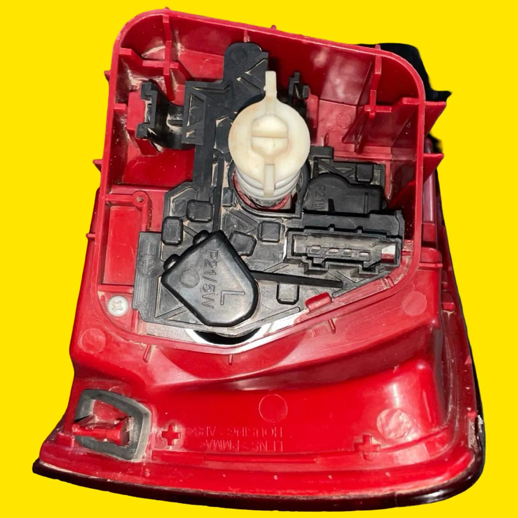 Calavera Izquierda Volkswagen Jetta Mk6 Usado Taiwan 11-18 Izquierdo/conductor Rojo