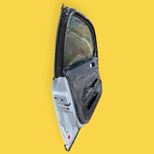 Puerta Delantera Izquierda Vw Passat Usada Original 98-05 Delantera Izquierdo Plateado