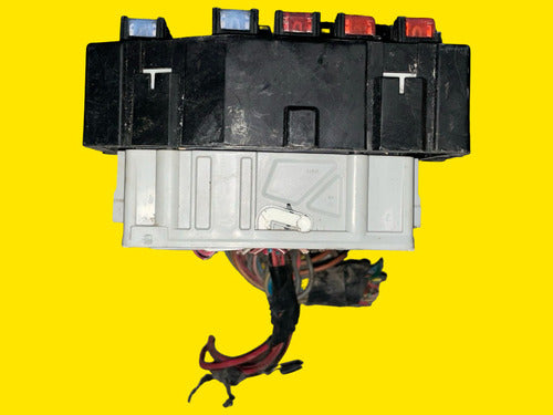 Caja Fusibles Chevrolet Equinox Usado Orig. 04-09 25886119