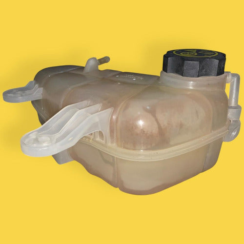 Deposito Anticongelante Chevrolet Sonic Orig. 12-18 95048411