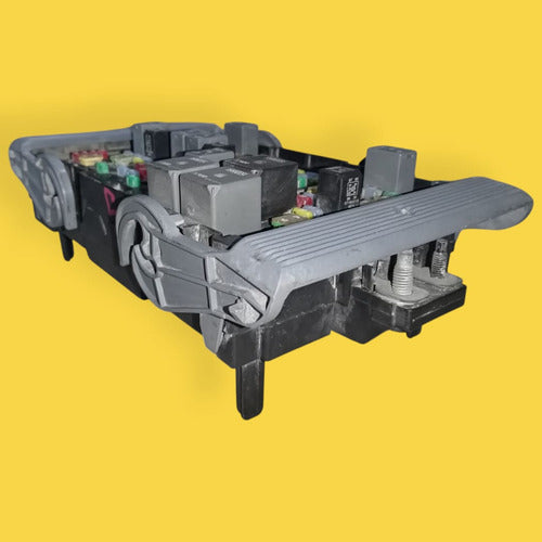 Caja Fusibles Suburban/tahoe/sierra/yukon 07-09 15925042_02