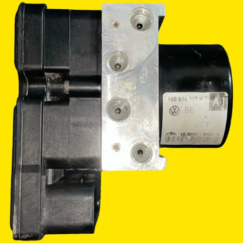 Modulo Abs Vw Bora/golf Usado Orig. 05-10 1k0614117h Negro
