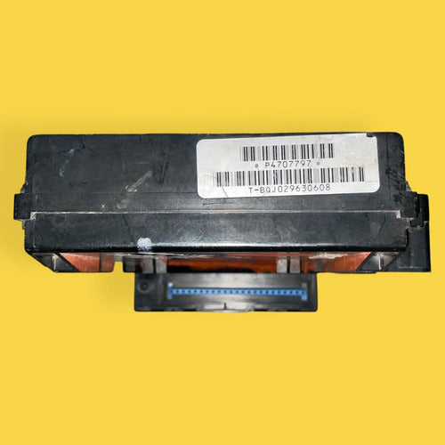 Caja Fusibles Caravan, Voyager, Town&country 96-00 P4707797