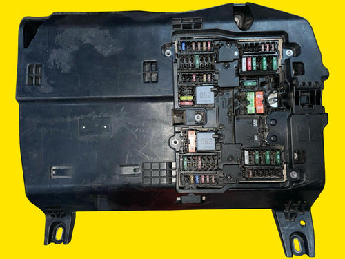 Caja Fusibles Interior Mercedes Gla, Glb, A, B Class 18-23