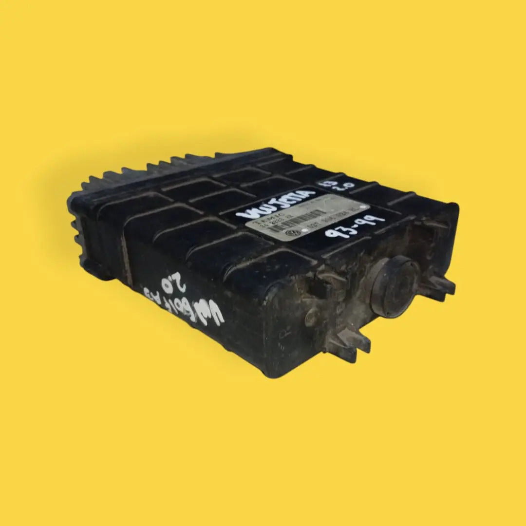Computadora Motor Jetta, Golf A3 2.0 Usado Original 93-99