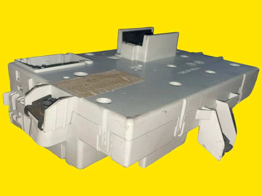 Modulo Bcm Control Chrysler 200 Usada Orig. 15-17 68145625ai