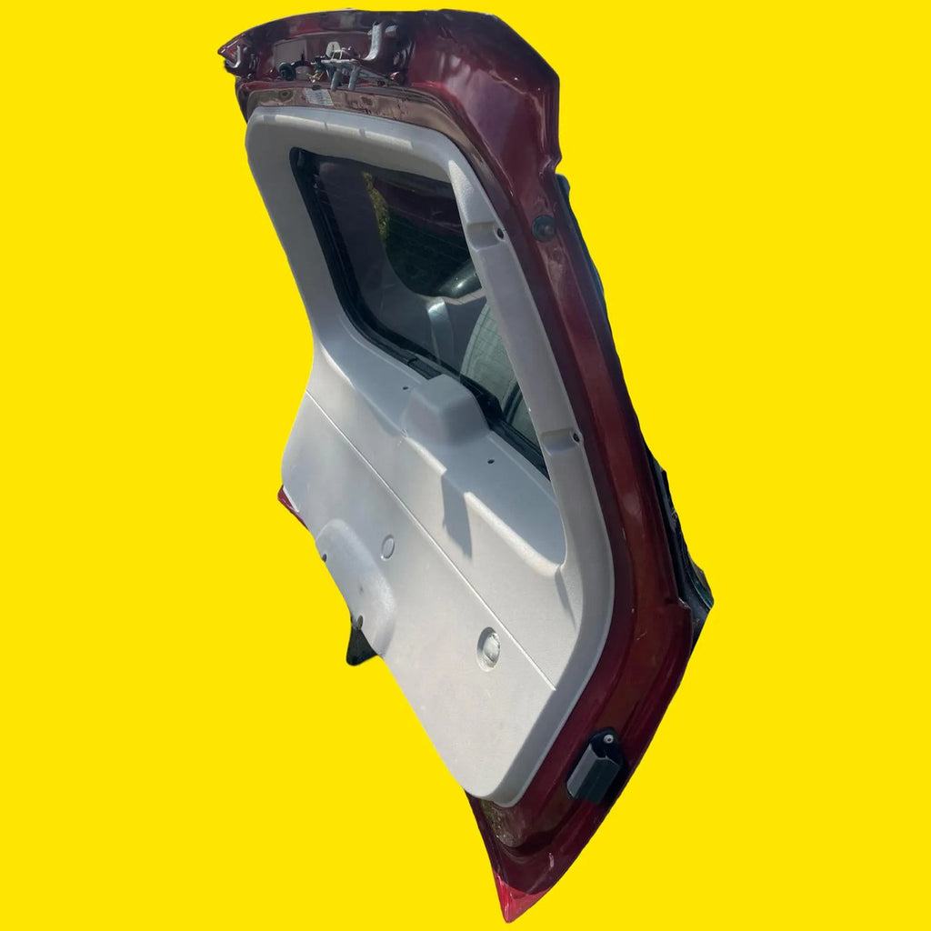 Quinta Puerta Cajuela Jeep Cherokee Usada Orig. 05-10 Rojo