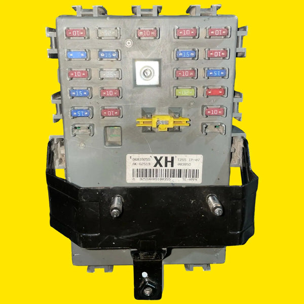 Caja Fusibles Interior Chevrolet Aveo Orig. 08-17 96839255