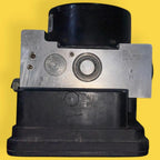 Modulo Abs Nissan Frontier, Np300 Orig. 16-21 476604jf0a Negro