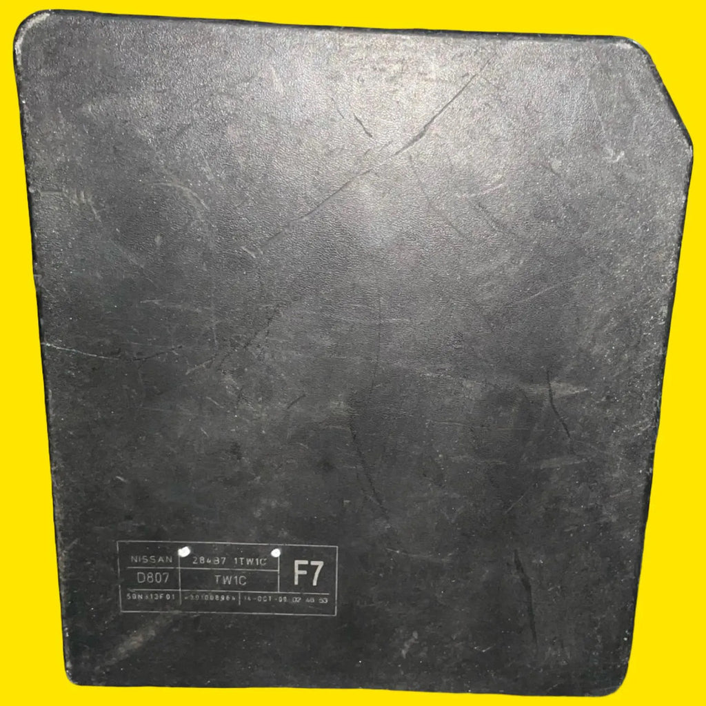 Caja Fusibles Ipdm Nissan Juke Usado Orig. 11-17 284b71tw1c