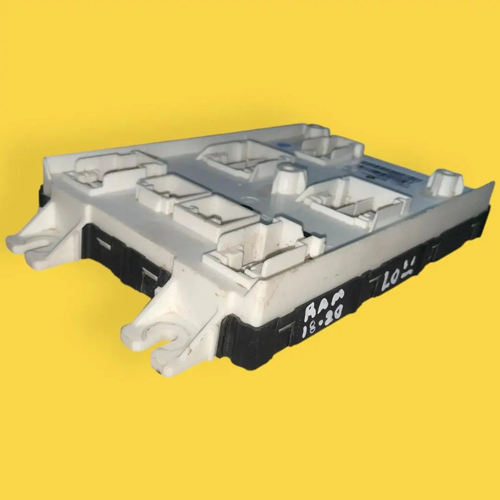 Modulo Bcm Body Control Dodge Ram Original 18-20 P68357472ad