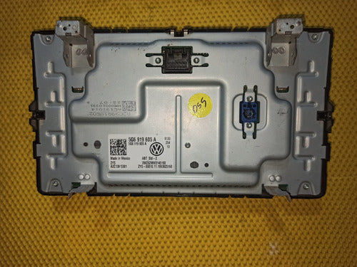 Estereo Pantalla Vw Golf R/gti, Tiguan, Jetta 13-19 Original Negro