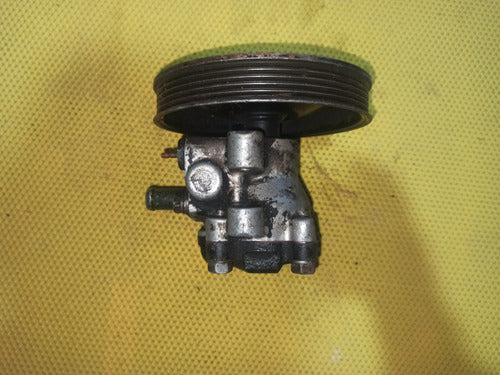 Bomba Direccion Hidraulica Kia Optima 00-06 Usado Original