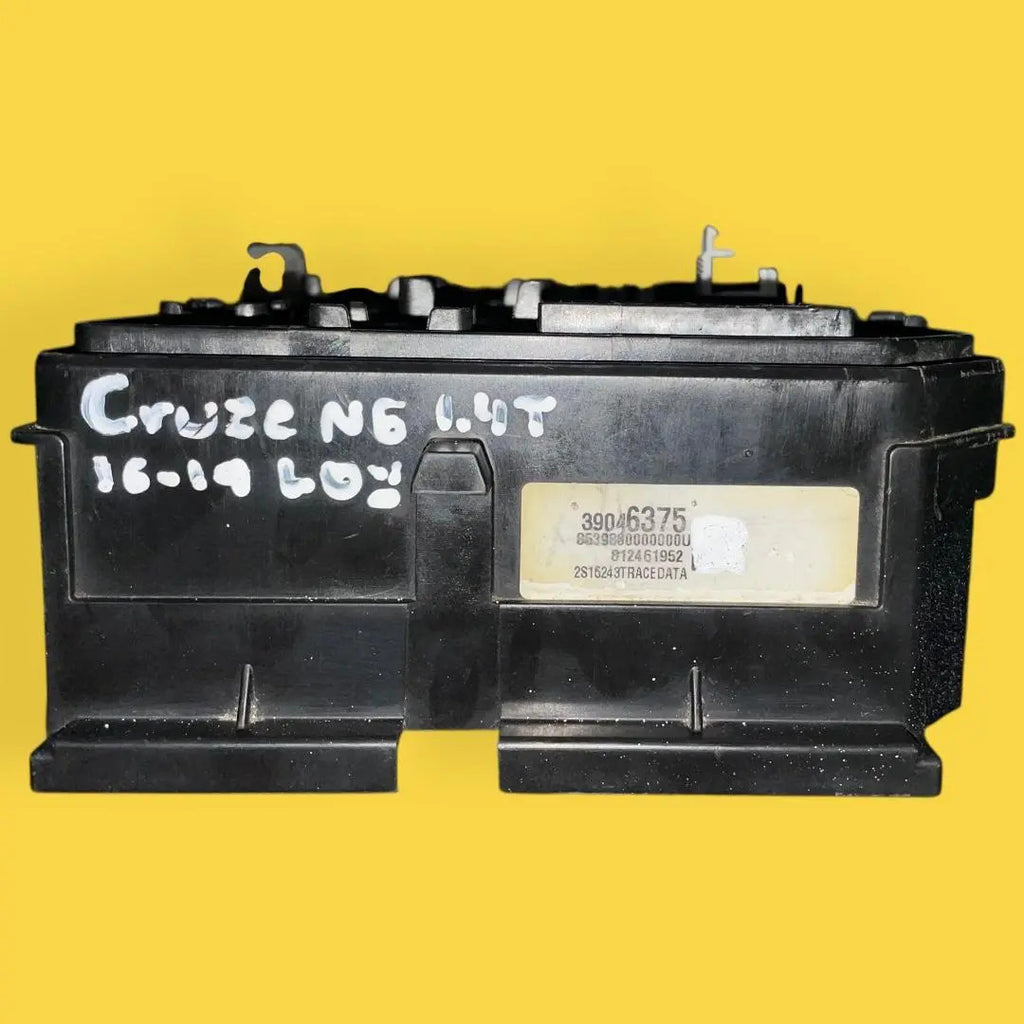 Caja Fusibles Chevrolet Cruze Ng 1.4t Orig. 16-19 39046375