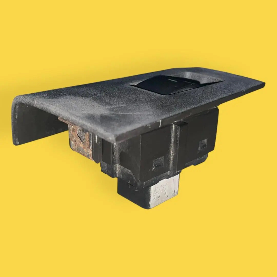 Botón Vidrio Trasero Derecho Ford Focus Usado Original 08-11