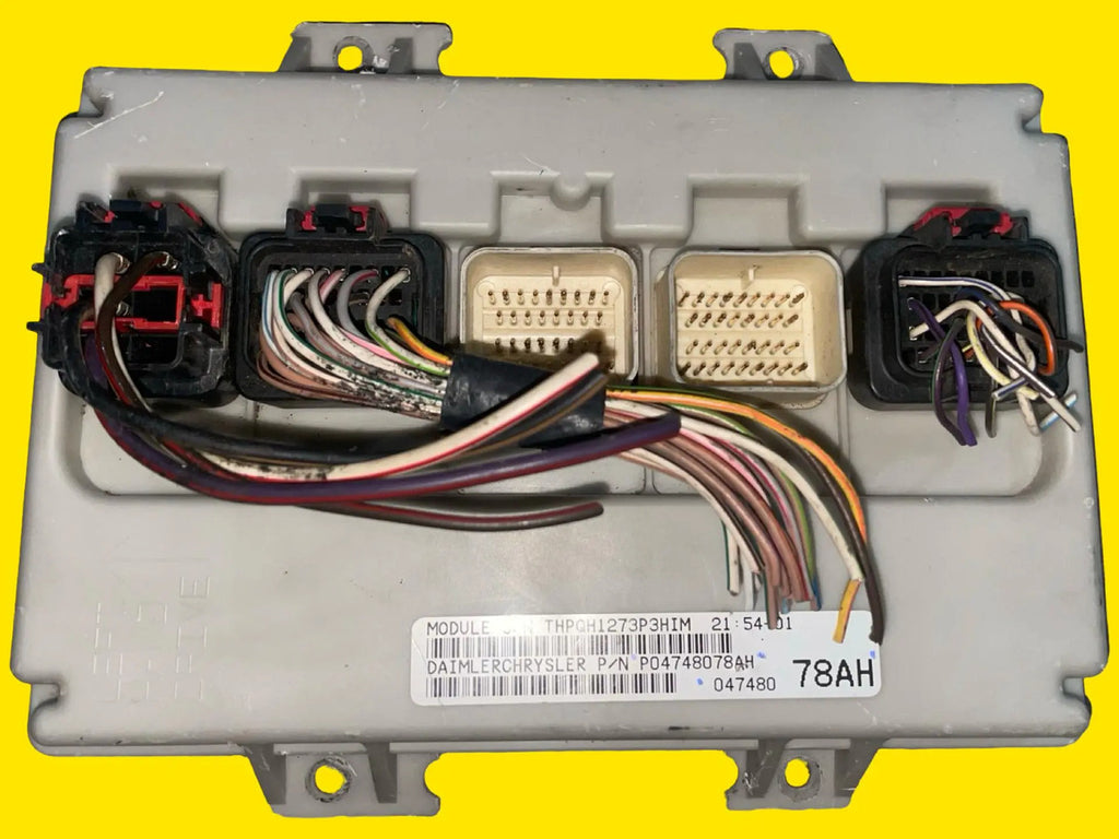Computadora Bcm Caravan, Voyager, Town & Country Orig. 01-04