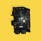 Caja De Fusibles Pontiac Torrent Usado Original 07-09