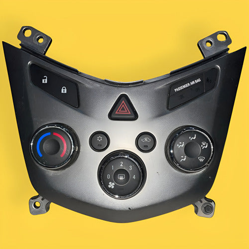 Modulo Control Clima A/c Chevrolet Sonic Usado Orig. 12-16