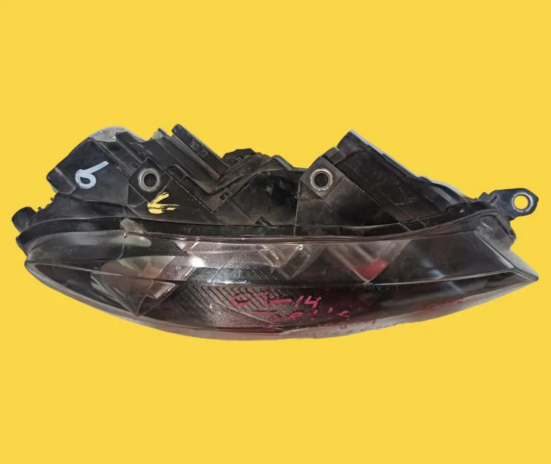 Faro Derecho Para Volkswagen Golf 09-14 Usado Original Derecho