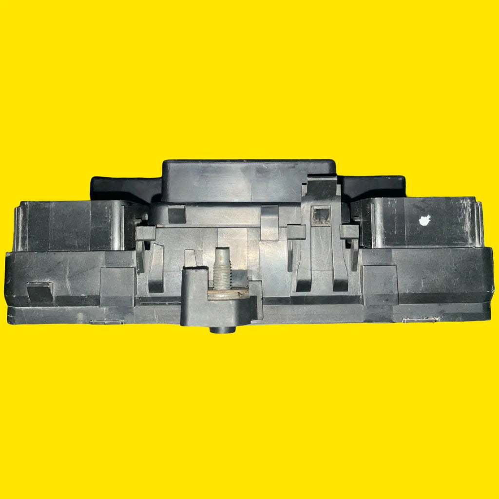 Caja Fusibles Ford Fusión Usado Original 13-17 Dg9t14a067af