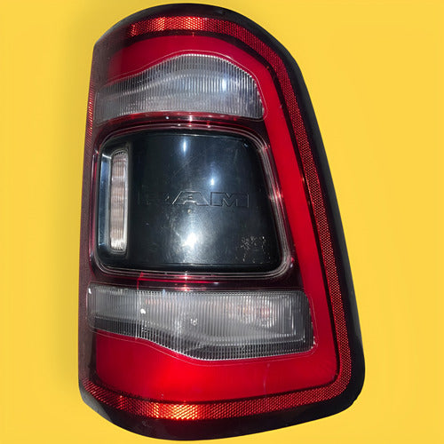 Calavera Derecha Dodge Ram Usado Original 19-24 Derecho/pasajero Rojo