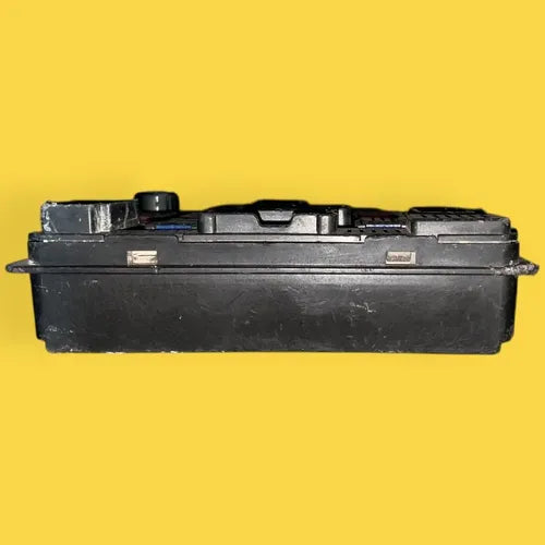 Caja Fusibles Ipdm Versa, March Usado Orig. 12-22 284b71ha3a