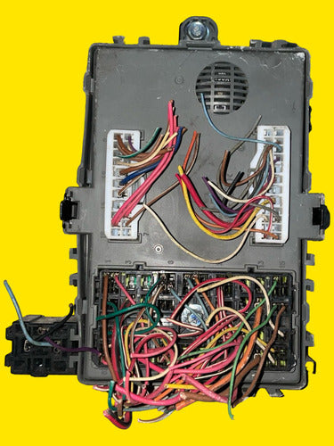 Caja Fusibles Interior Bcm Chevrolet Aveo 12-17 95977262