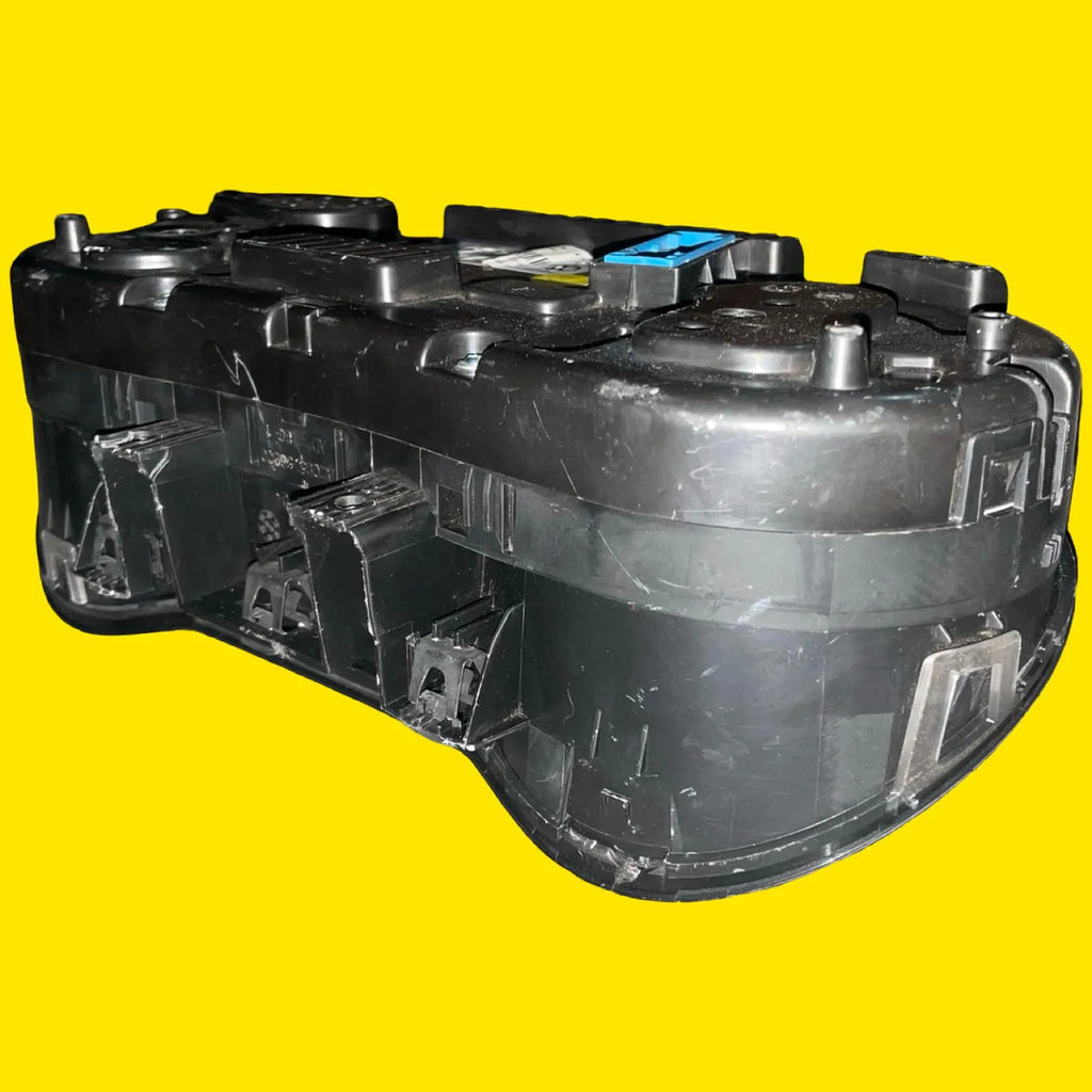 Clúster Velocímetro Vw Vento/polo Orig. 14-22 6rf920861d Negro