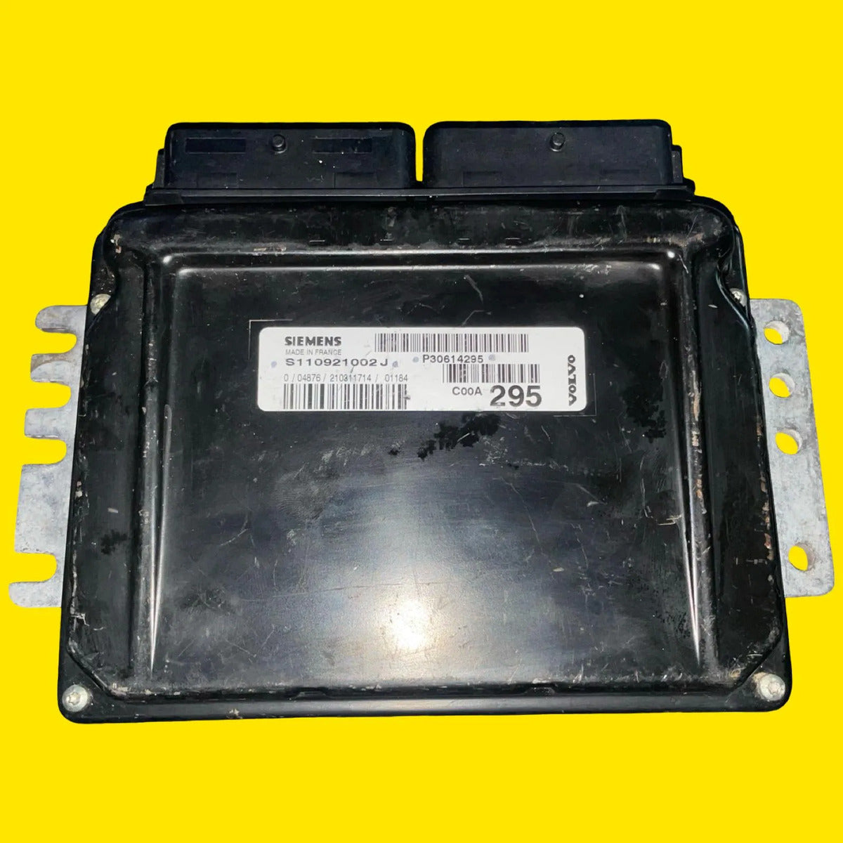 Computadora Motor Volvo S40/v40 Orig. 01-04 S110921002j