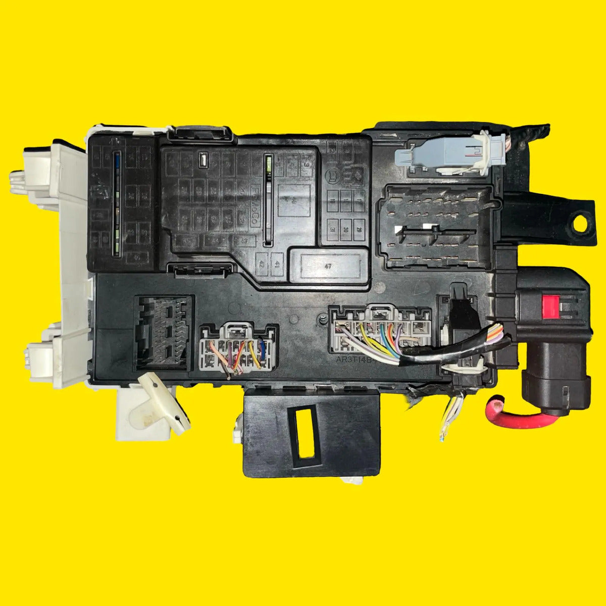 Caja Fusibles Bcm Ford Mustang Usado Orig. 10-14 Br3t15604ca