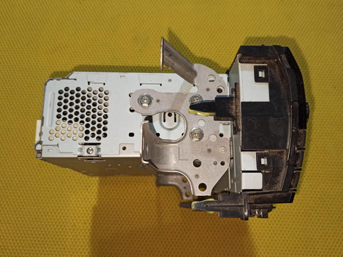 Estereo Pantalla Toyota Corolla 14-18 Usado Original Negro