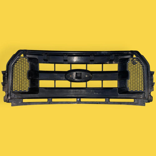 Parilla Ford F-150, F-250, Lobo Usado Original 15-17 Negro Mate