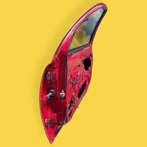 Puerta Delantera Derecha Corsa, Tornado Usada Original 02-09 Delantera Deerecho Rojo